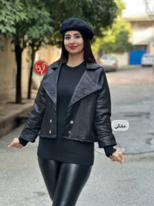 کت چرمی 15415444 225x300 - ۱۰ ایده استایل با بادی؛ ایده&zwnj;های شیک برای استایل روزمره و مهمانی
