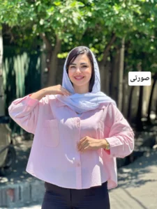 شومیز 521541584 225x300 - شلوار مناسب ران بزرگ؛ 5 مدل که هم راحت&zwnj;اند و هم خوش&zwnj;استایل