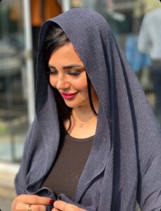 شال منگوله دار ۱۰۶۸